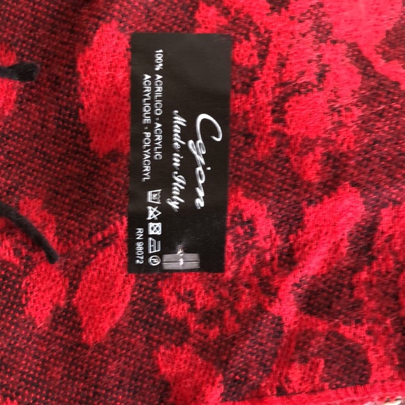 NWOT Cejon scarf - Picture 4 of 5
